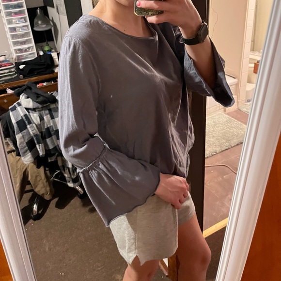 Top - Picture 2 of 2